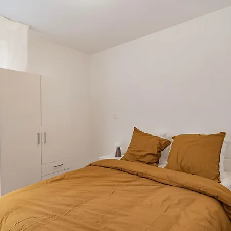14 Avenue Ddb - A 5 Km De Strasbourg Parking Apartment Schiltigheim
