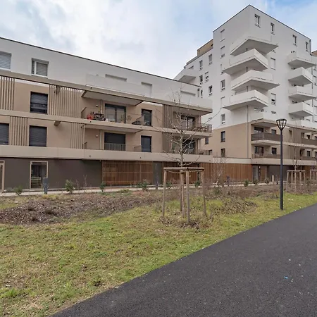 14 Avenue Ddb - A 5 Km De Strasbourg Parking